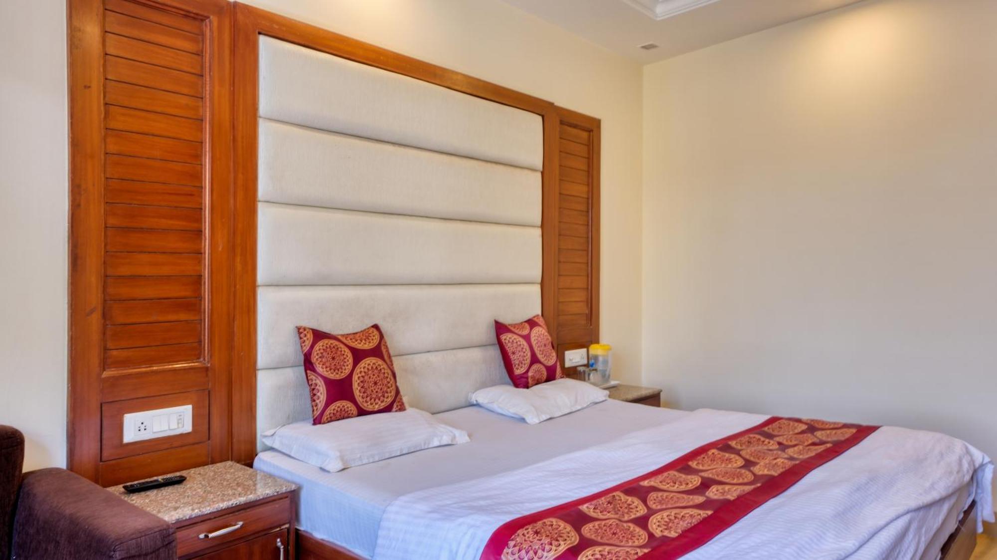 Basera Hotel Mussoorie Eksteriør billede
